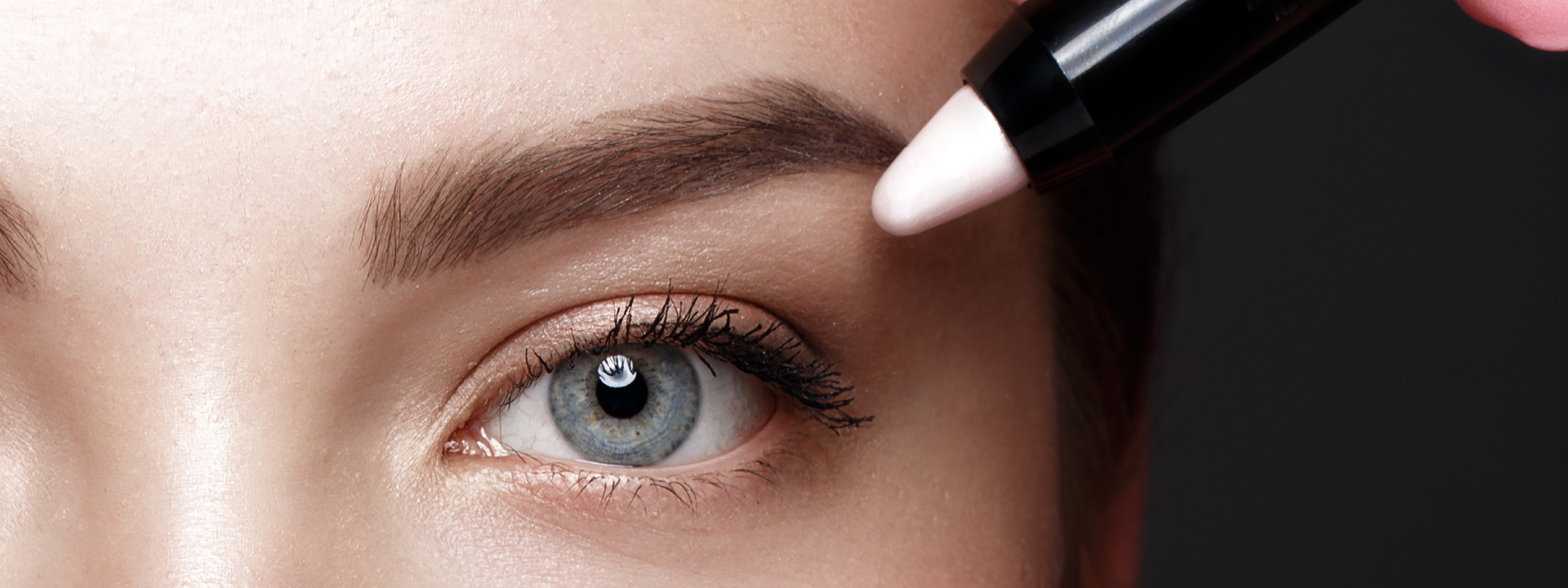 簡単若見え!年齢肌も明るく見せるメイク